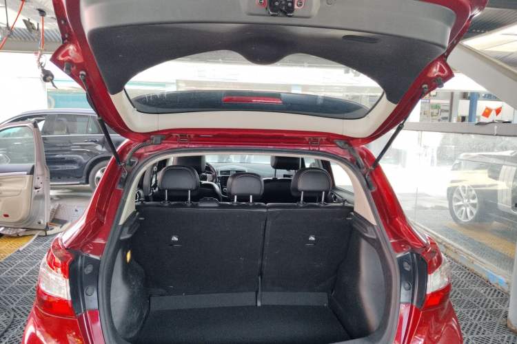 Used Nissan Tiida 2019 1.6L CVT Smart Drive Version China VI Standard