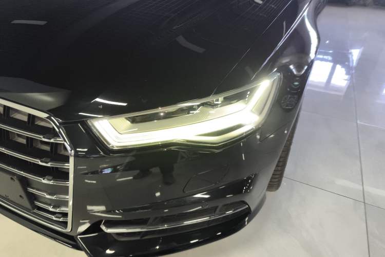 Used Audi A6L 2018 30th Anniversary Edition 45 TFSI quattro Sport model
