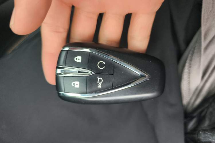 Used Changan UNI-V 2022 1.5T Prestige Version
