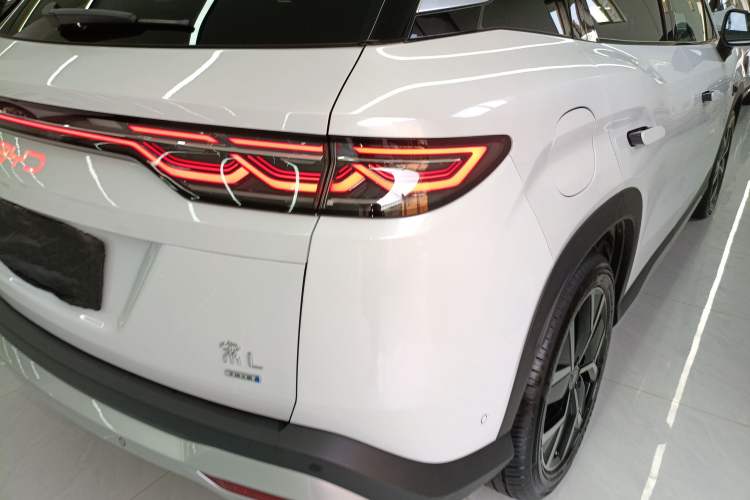 Used BYD Song L DM-i 2025 Intelligent Driving Version 160 km Beyond-Range Type
