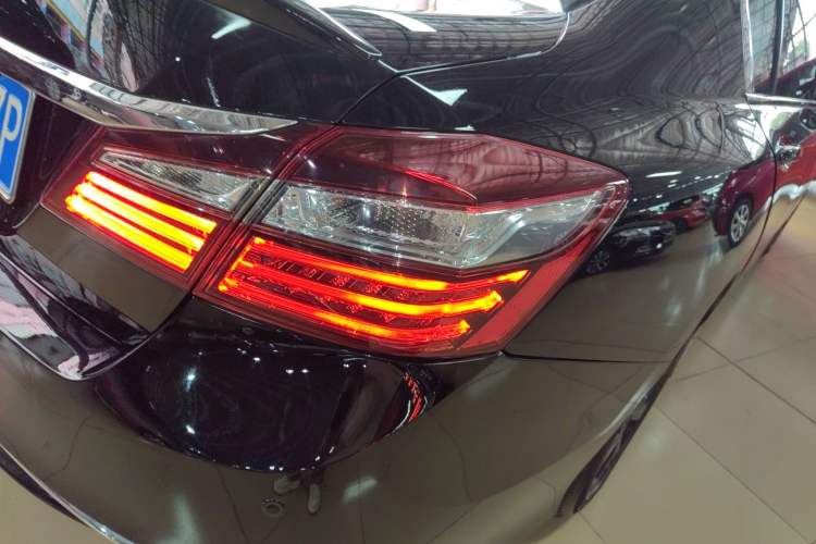 Used Honda Accord 2016 2.0L Comfort Edition
