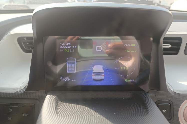 Used Wuling Hongguang MINIEV 2022 Macaron Premium Model – Lithium Iron Phosphate