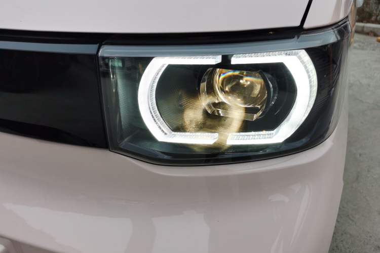 Used Wuling Hongguang MINIEV 2021 Macaron Fashion Model Lithium Iron Phosphate
