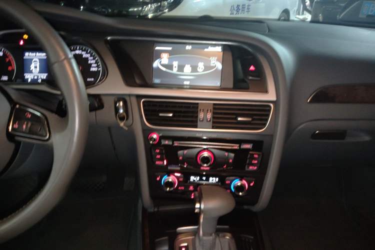 Used Audi A4L 2015 35 TFSI Automatic Comfort Model
