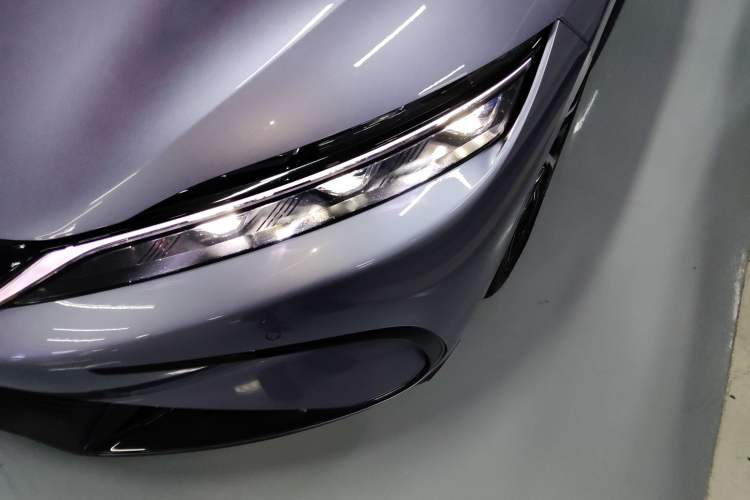 Used BYD Han 2024 EV Glory Edition 610 km All-Wheel Drive "Tian Shen Zhi Jia" Intelligent Driving Model