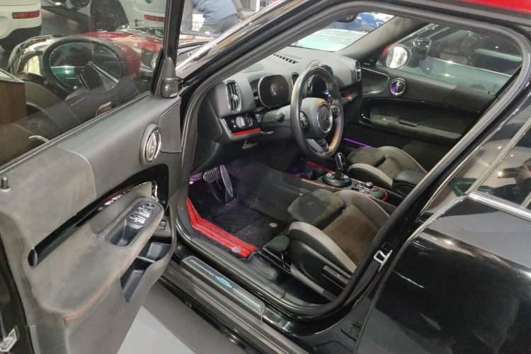 Used  JCM COUNTRYMAN 2021 2.0T JOHN COOPER WORKS ALL-IN