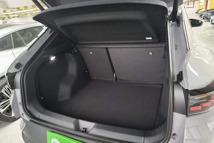 Used Volkswagen ID.4 CROZZ 2025 Pure Edition
