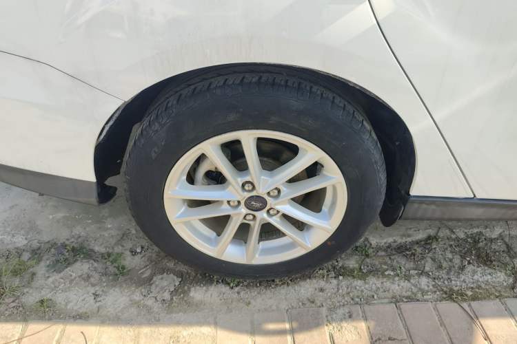 Used Ford Focus 2017 Sedan 1.6L Automatic Fashion Edition Smart Drive Version