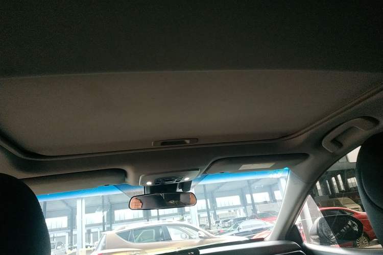 Used Toyota Camry 2021 2.0G Luxury Edition
