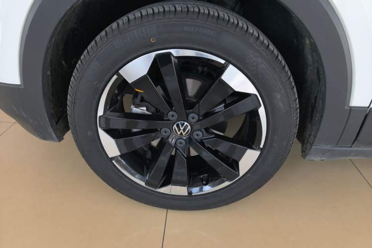 Used Volkswagen Tacqua 2023 200TSI DSG Joy-Connect Edition