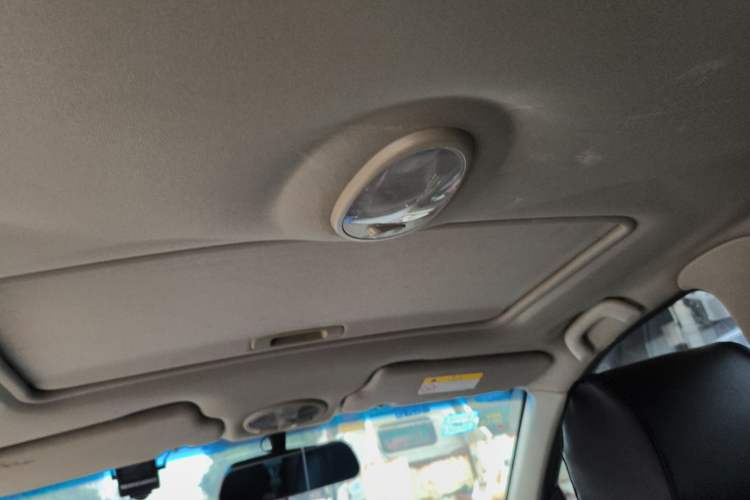 Used Buick Excelle 2015 1.5L Manual Classic Trim
