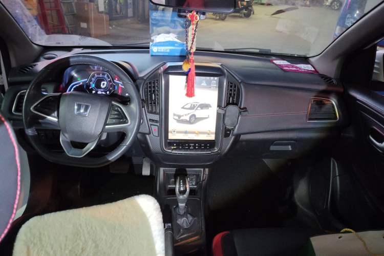 Used Luxgen U5 SUV 2017 1.6L CVT Jazz Edition
