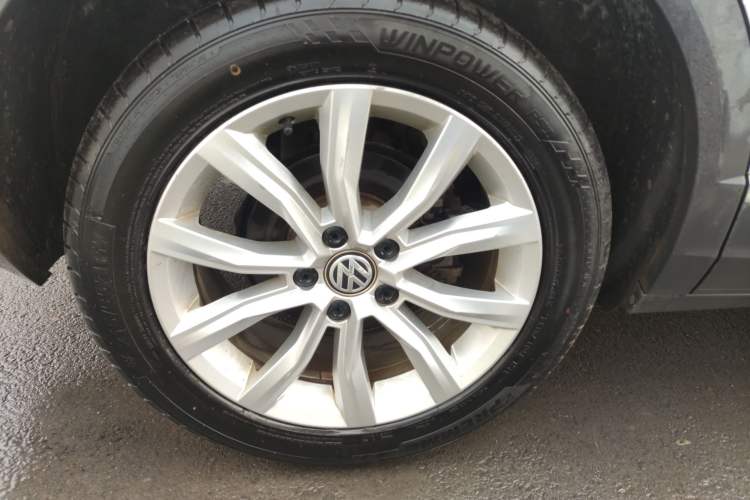 Used Volkswagen T-ROC 2019 230TSI DSG Two-Wheel-Drive Advanced Version China VI Standard