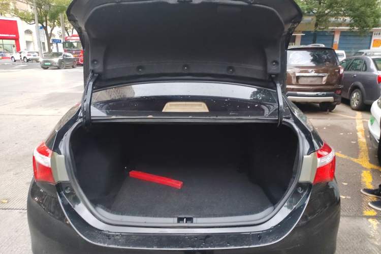 Used Toyota Corolla 2014 1.6L Manual GL
