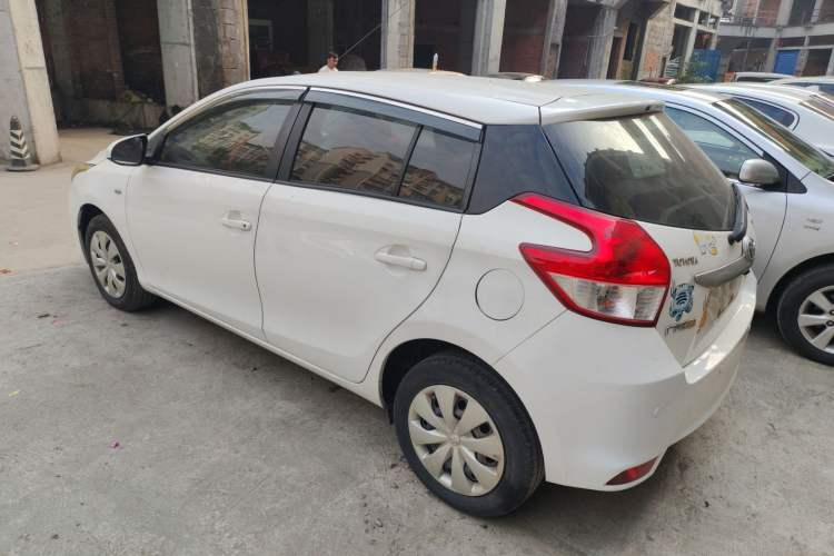 Used Toyota YARiS L 2015 1.5E Automatic Charm Edition