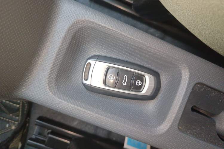 Used  Panda 2025 210km Panda Rider
