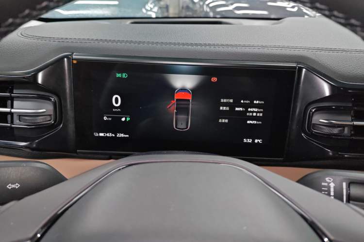 Used Nio ES8 2018 355 km Base Version 7-Seater Edition