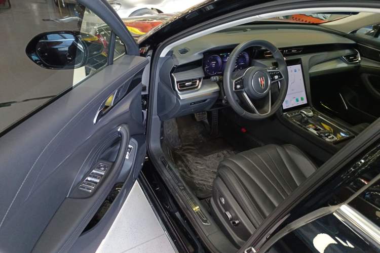 Used Hongqi H5 2023 2.0T Automatic Smart Connect Flagship Edition
