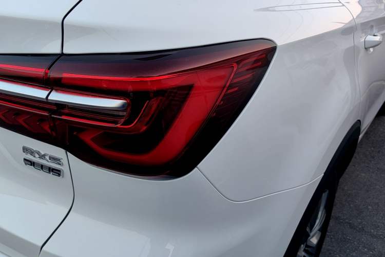 Used Roewe RX5 2025 PLUS 330TGI Automatic Trendsetting Smart Edition