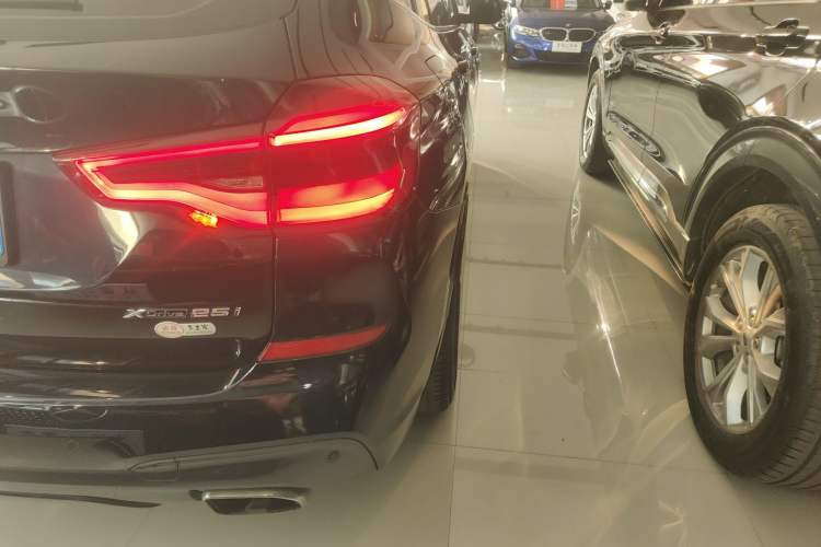 Used BMW X3 2021 xDrive25i M Sport Package
