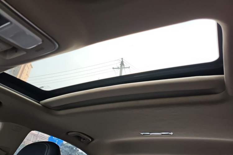 Used Geely Auto Emgrand GL 2017 1.3T DCT Luxury Model
