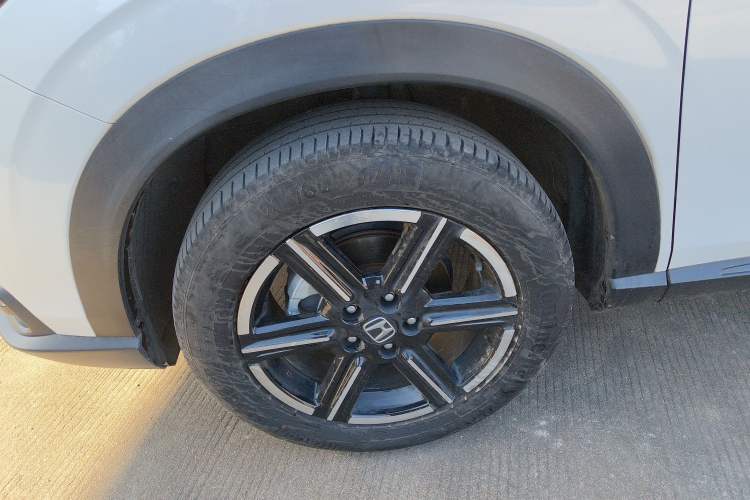 Used Honda Vezel 2023 1.5L CVT Elite Edition
