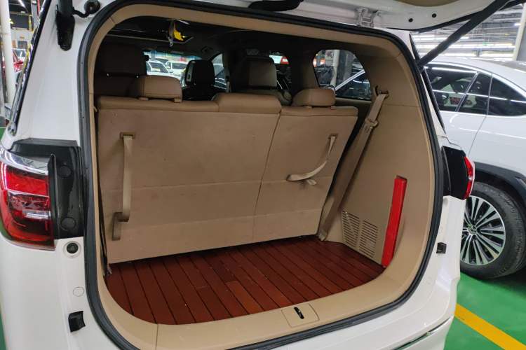 Used Buick GL8 2020 ES Land Cruiser 653T Flagship Model