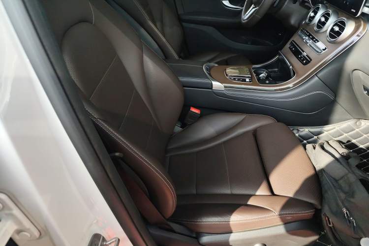 Used Mercedes-Benz GLC 2020 GLC 300 L 4MATIC Dynamic Edition
