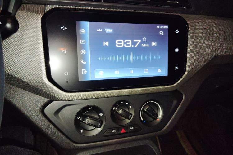 Used Wuling Hongguang 2021 1.5L Facelifted S Comfort Version with Electric Power Steering LAR
