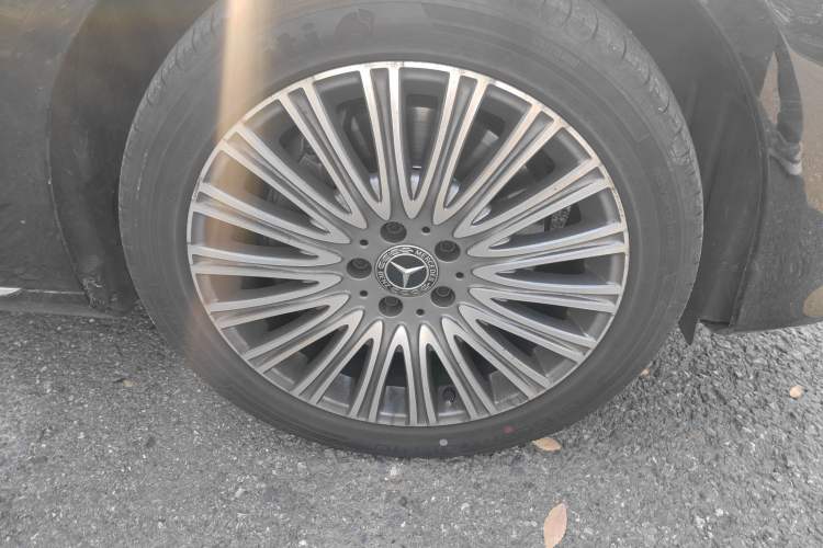 Used Mercedes-Benz E-Class 2020 Facelift E 300 L Stylish Edition
