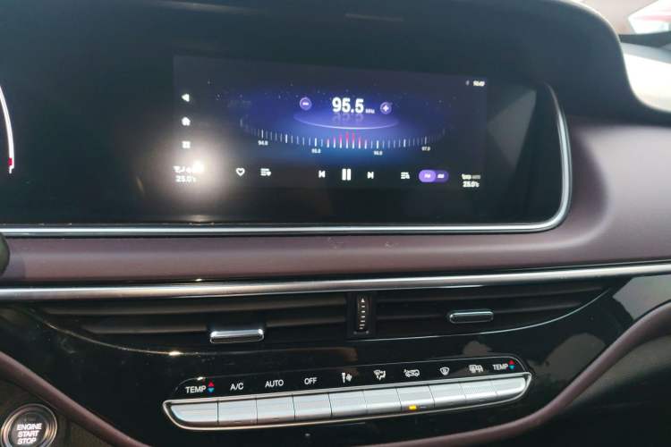 Used GAC Trumpchi M6 2023 PRO 270T DCT Luxury Edition