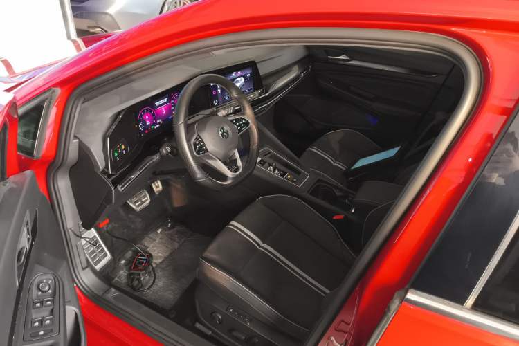 Used Volkswagen Golf 2021 280TSI DSG R-Line
