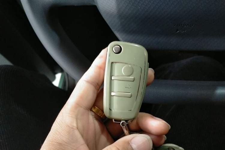 Used Chery QQ Ice Cream 2022 120km Conical Shape Lithium Iron Phosphate