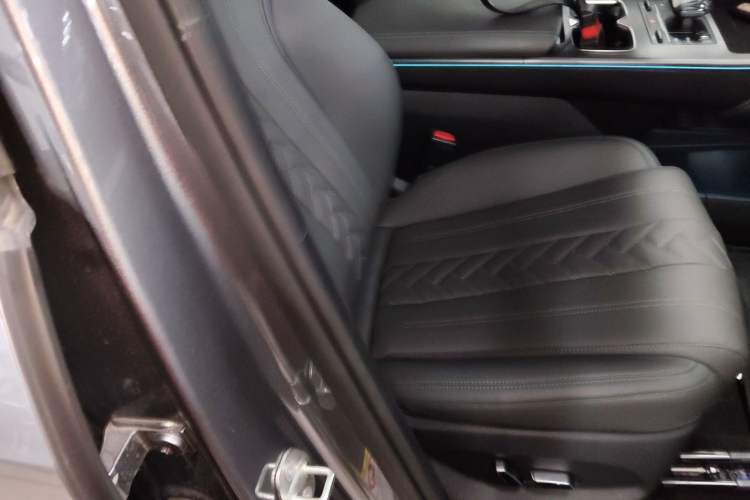 Used BYD Song L DM-i 2025 Intelligent Driving Version 160 km Beyond-Range Type