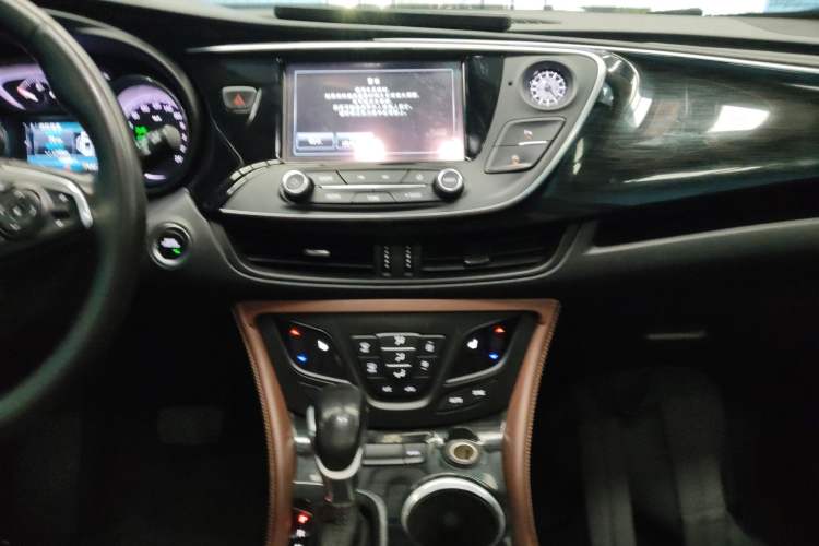 Used Buick Envision 2019 28T Four-Wheel Drive Elite Version China VI Standard
