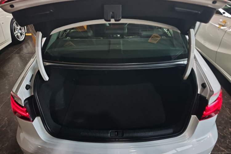 Used Audi A3 2020 Limousine 35 TFSI Fashion Edition China VI Emission Standard
