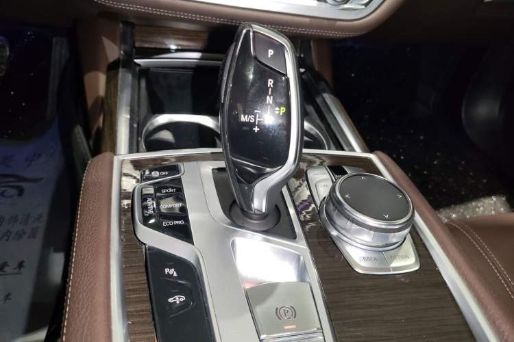 Used BMW 7 Series 2017 730Li Leading Model
