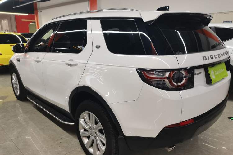 Used Land Rover Discovery Sport 2018 240 PS SE Version
