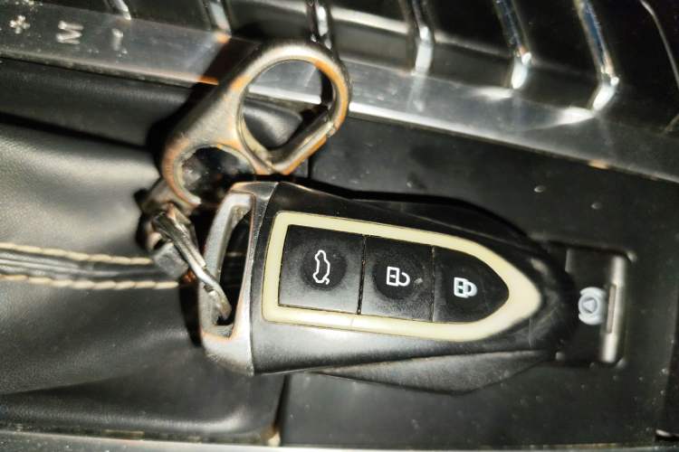 Used Zotye SR9 2017 2.0T Automatic Ultimate Light Edition