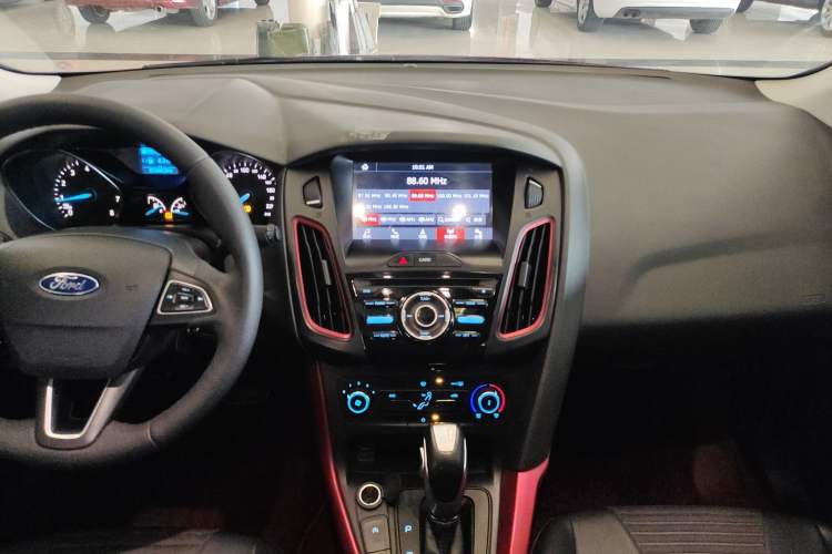 Used Ford Focus 2020 Hatchback Classic 1.5L Automatic Trendy Model
