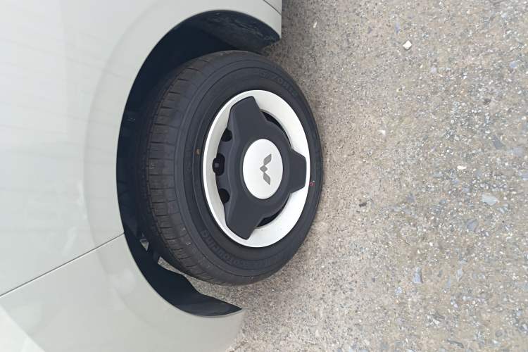 Used Wuling Hongguang MINIEV 2024 3rd Generation 215km Advanced Version
