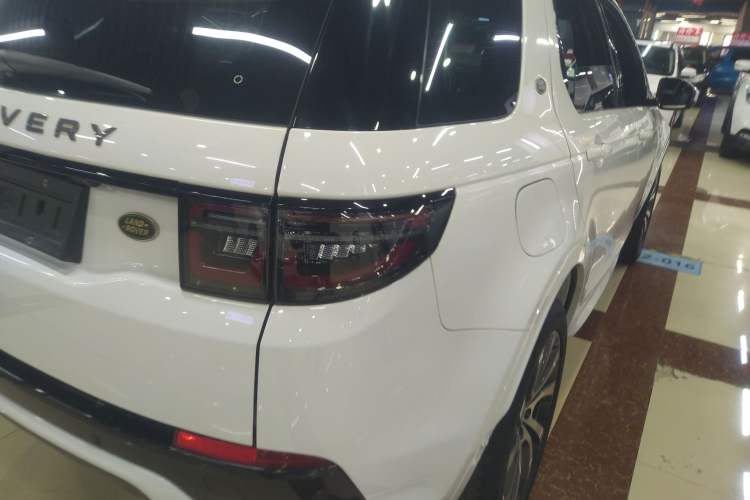 Used Land Rover Discovery Sport 2020 249 PS R-Dynamic Performance Tech Edition 7 Seats
