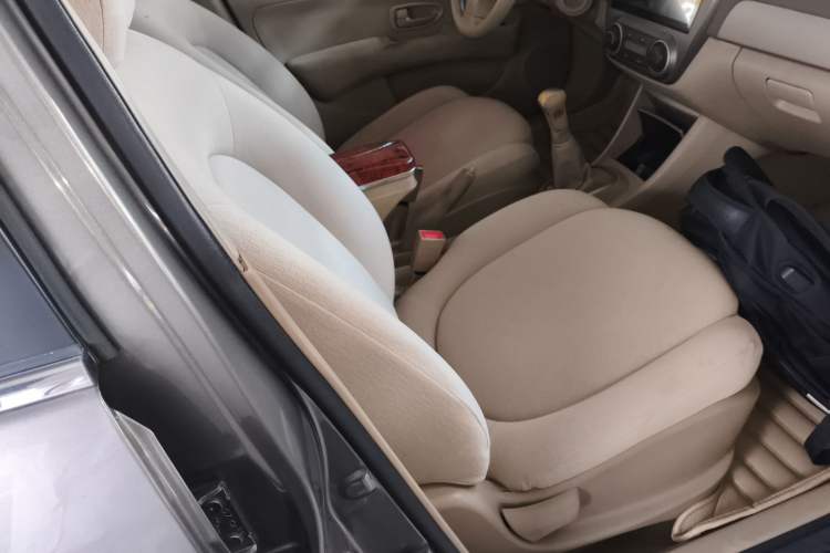 Used Nissan Sylphy 2012 Classic 1.6XE Manual Comfort Edition