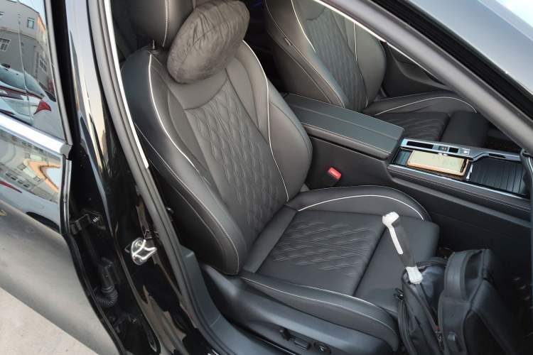 Used Volkswagen Magotan 2024 380TSI DSG Ultimate Edition
