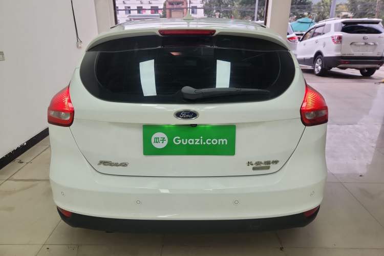 Used Ford Focus 2017 Hatchback EcoBoost 125 Automatic - Ultra-Powerful Style Edition with Smart Drive Features