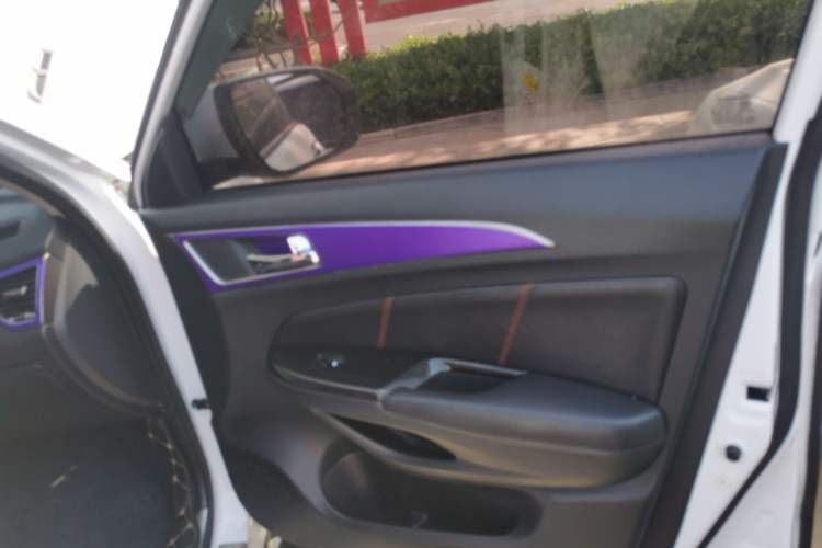 Used Changan CS75 2016 1.8T Automatic Prestige Model China V Standard