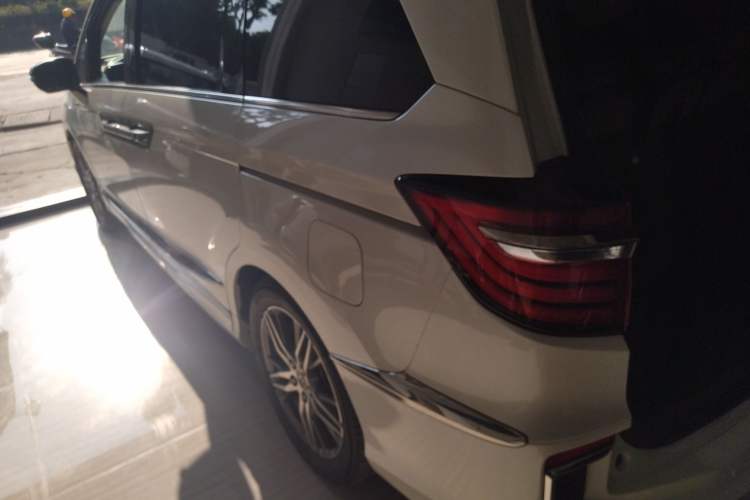 Used Honda Elysion 2019 2.0L Hybrid Luxury Edition