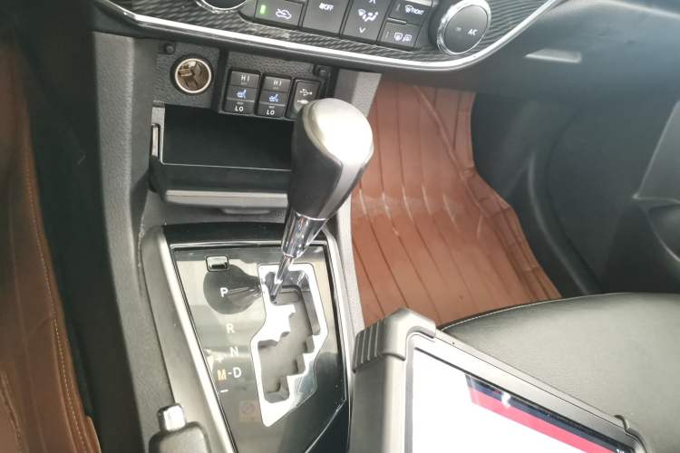 Used Toyota Corolla 2014 1.6L CVT GLX-i Navigation Edition
