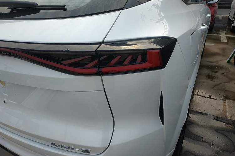 Used Changan UNI-Z New Energy 
