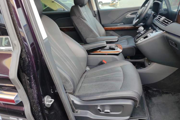 Used Hongqi HQ9 PHEV 2024 2.0T Four-Wheel Drive Luxury Edition